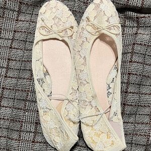 H&M Cream Lace Flats with Bow